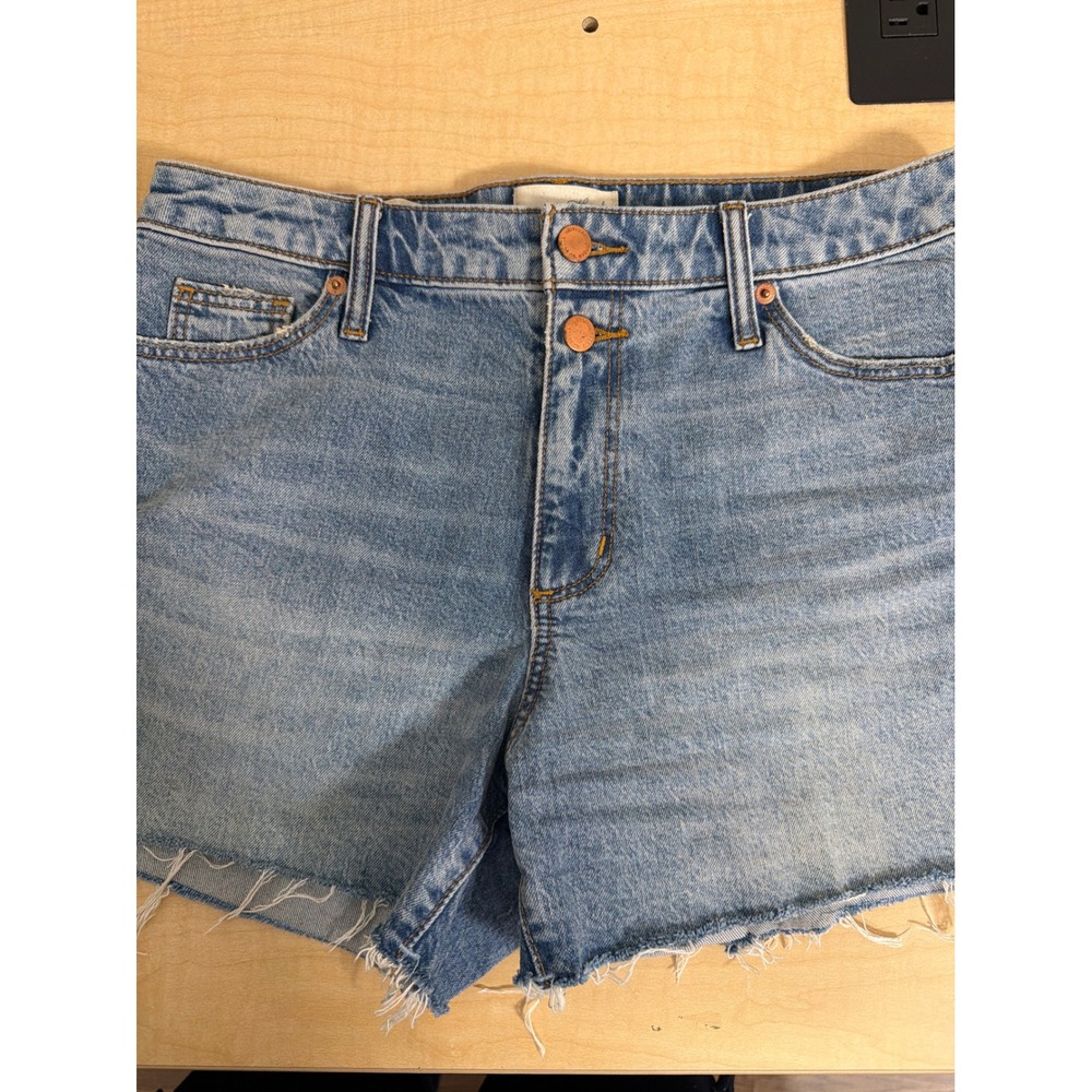 Universal Thread Womens Light Wash High Rise Raw Hem Denim Jean Shorts 6/28R
